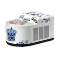 Nemox Gelatissimo bianca con decorazione faentini Fabbri bianchi e blu.